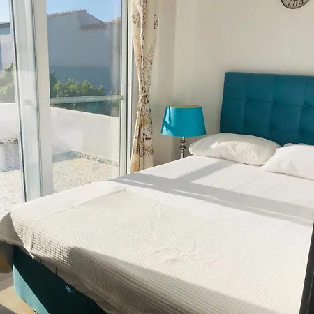 Villa Alacatida Havuzlu